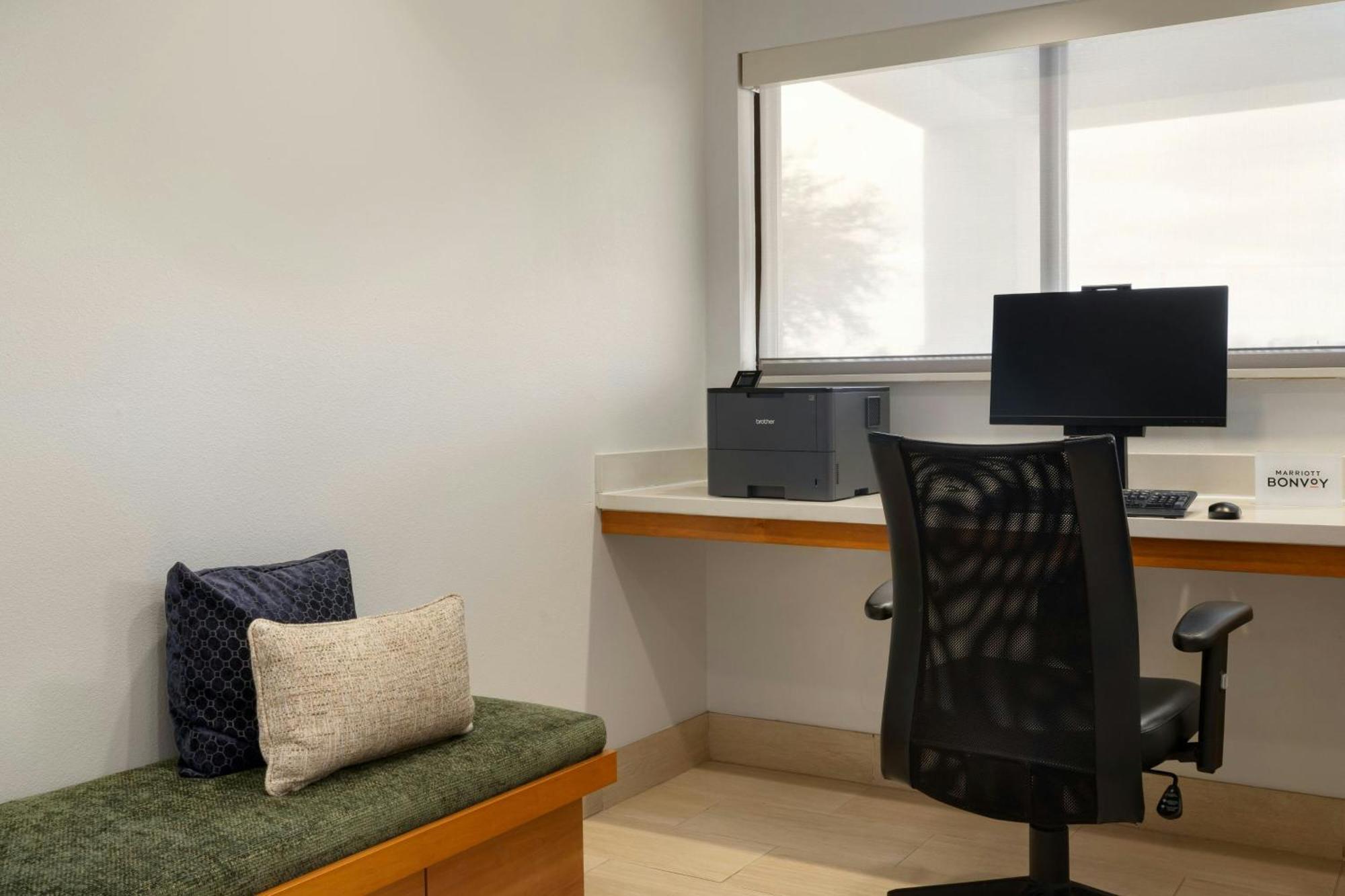 Towneplace Suites By Marriott Alexandria Extérieur photo