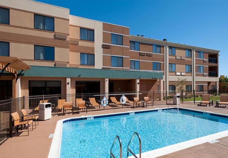 Towneplace Suites By Marriott Alexandria Extérieur photo